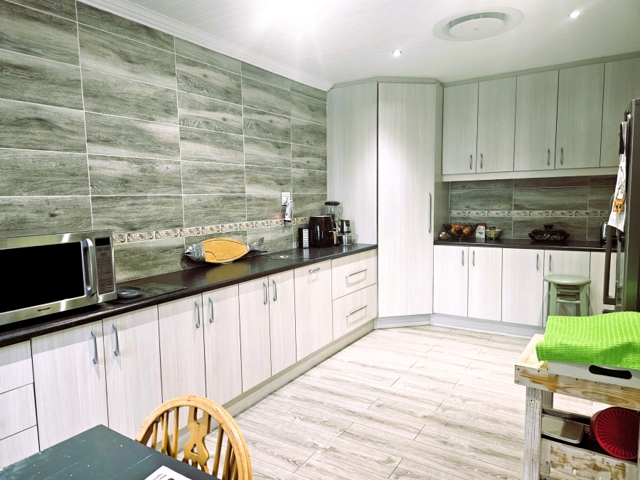 3 Bedroom Property for Sale in Porterville Western Cape